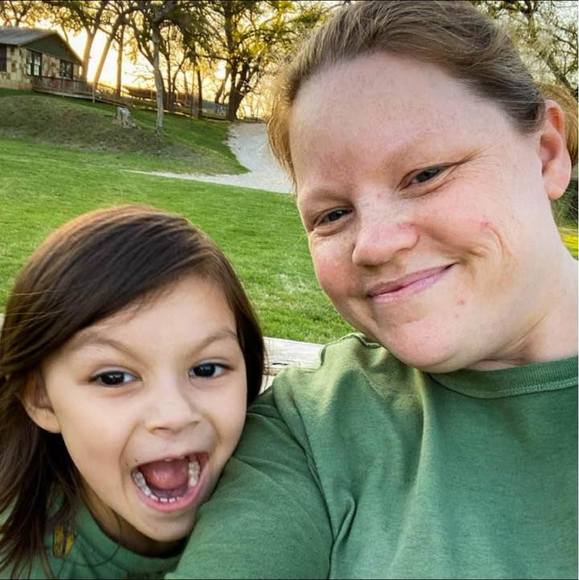 Meet your Posher, Michele - Picture 1 of 1